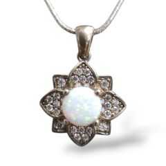 Opal Taşlı Kolye