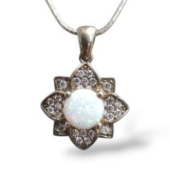 Opal Taşlı Gümüş Kolye