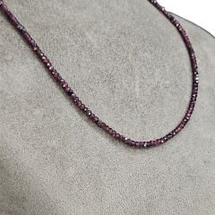 40 cm Kök Yakut Doğal Taş Kolye