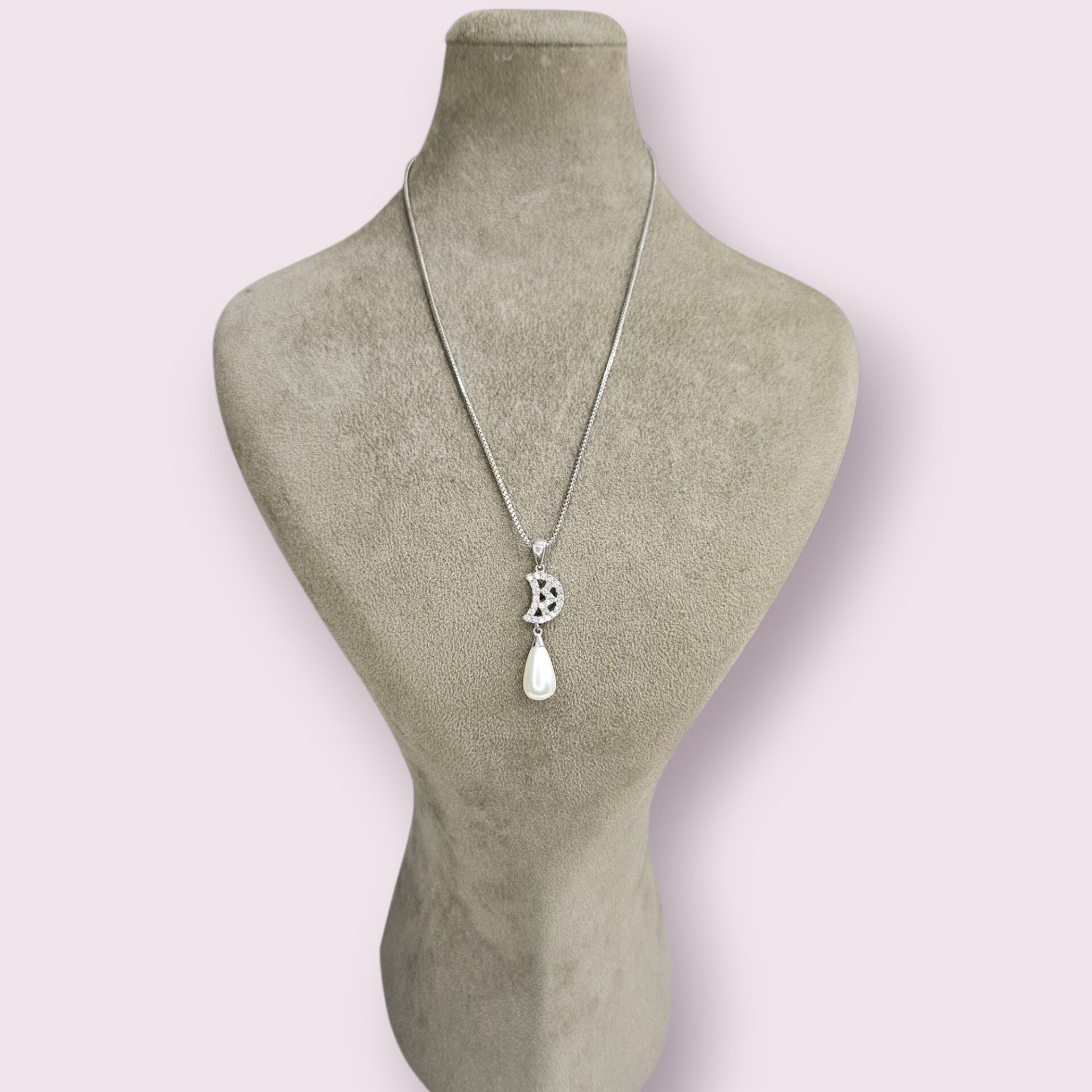 Zirkon Taşlı Gümüş İnci Kolye