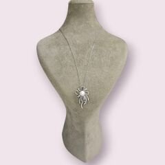 Kurdele Form Zirkon Taşlı Gümüş İnci Kolye