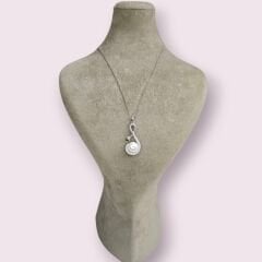 Sonsuzluk Şeklinde Gümüş Taşlı İnci Kolye