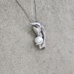 Yunus Form Taşlı Gümüş İnci Kolye