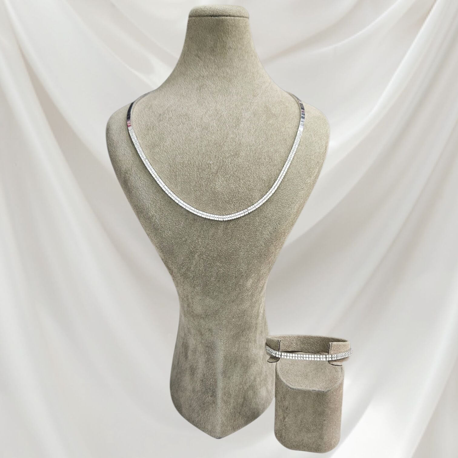 Zirkon Taşlı Şık Abiye Kadın Gümüş Kolye Bileklik Takım Set