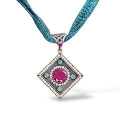 Ortası Büyük Yakut Taşlı Otantik Kolye