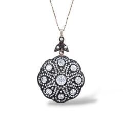 Zirkon Taşlı Daire Form Elmas Model Gümüş Kolye