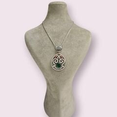 Damla Form Yakut ve Zümrüt Taşlı Otantik Gümüş Kolye