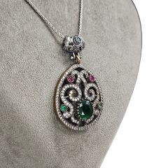 Damla Form Yakut ve Zümrüt Taşlı Otantik Gümüş Kolye