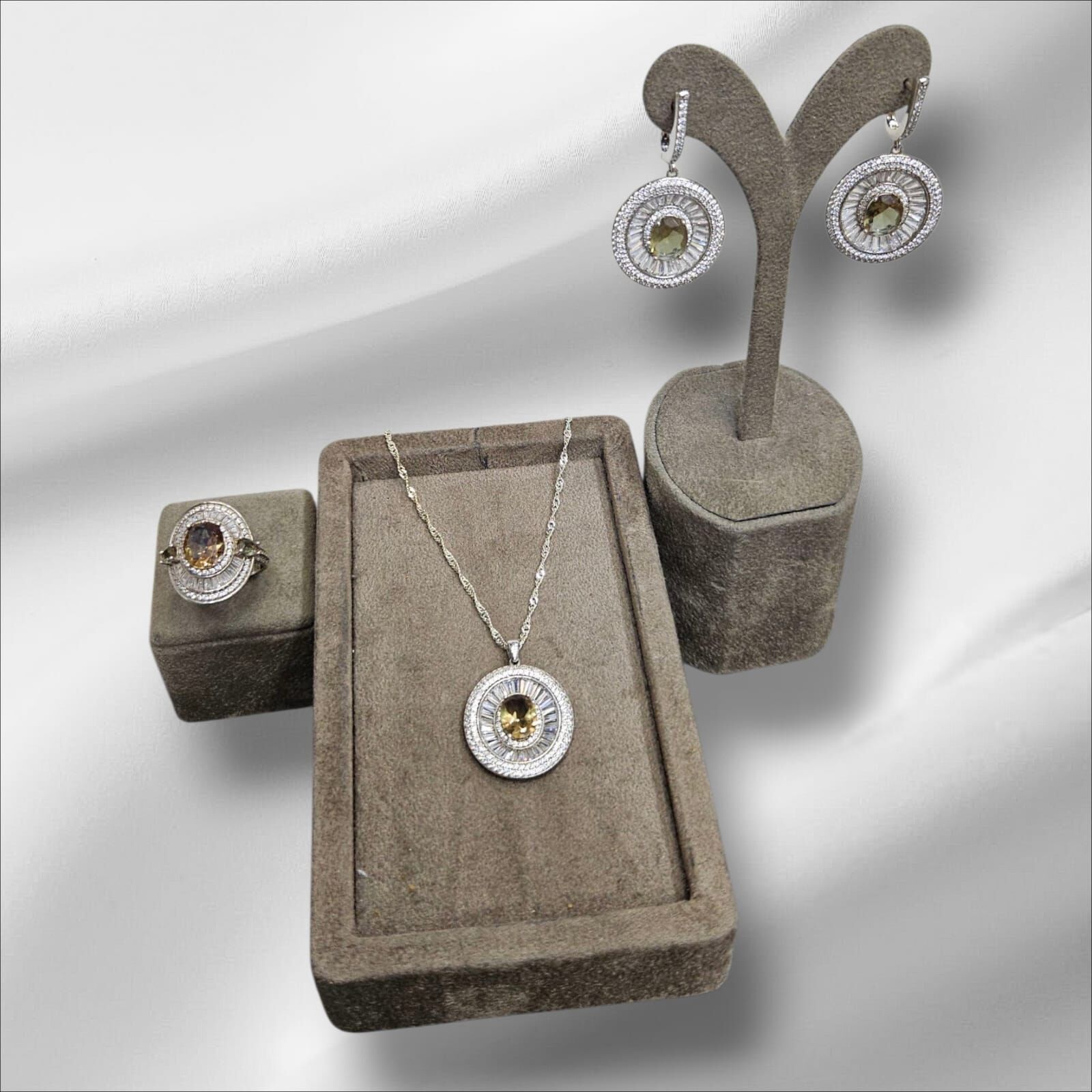 Zultanite Taşlı Lüks Gümüş Set
