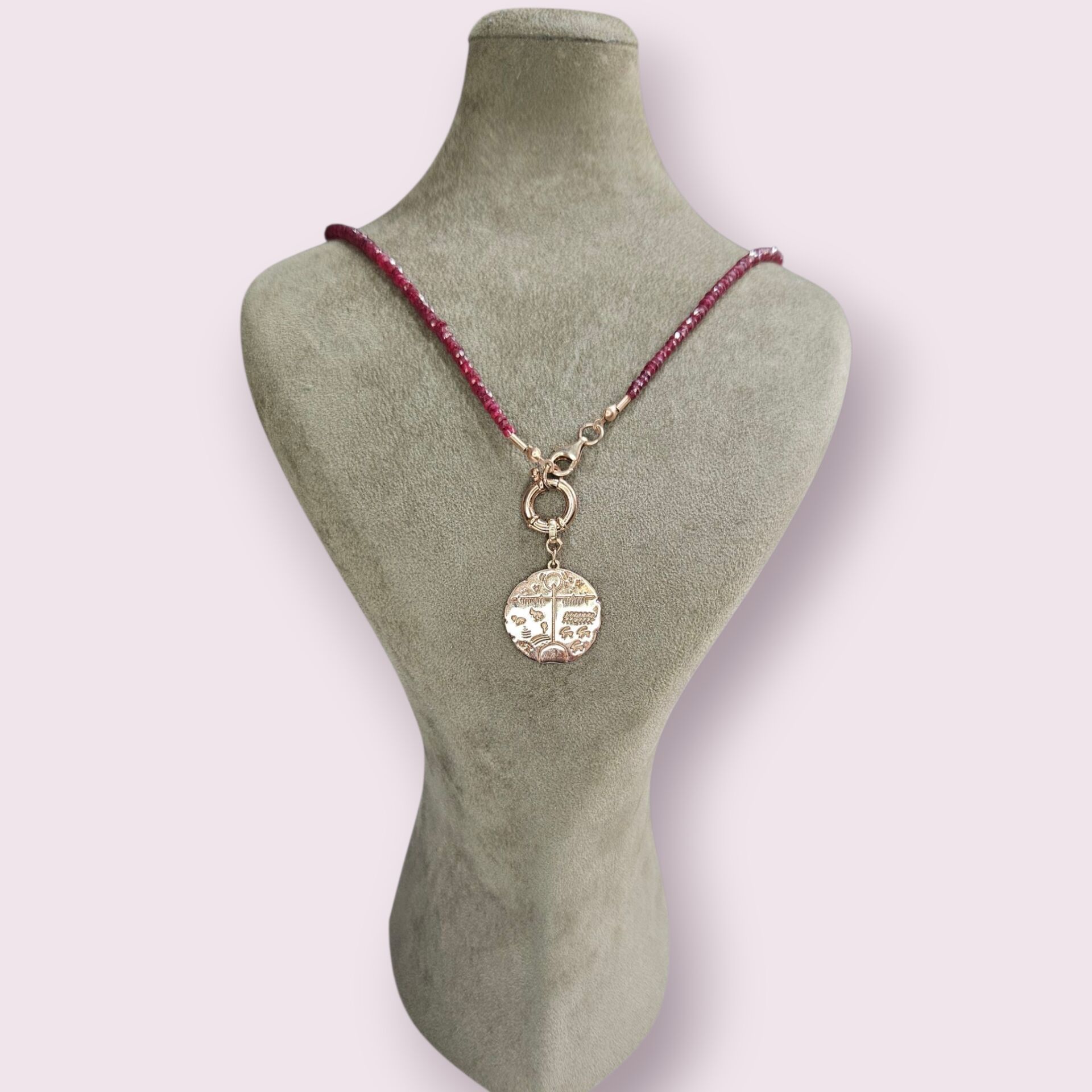 Gerçek Kök Yakut Gemici Klipsli Otantik Kolye Uçlu Kolye