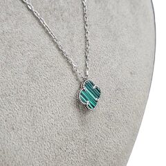 Yeşil Renk Yonca Model Gümüş Kolye