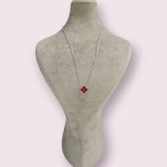 Bordo Renk Yonca Model Gümüş Kolye