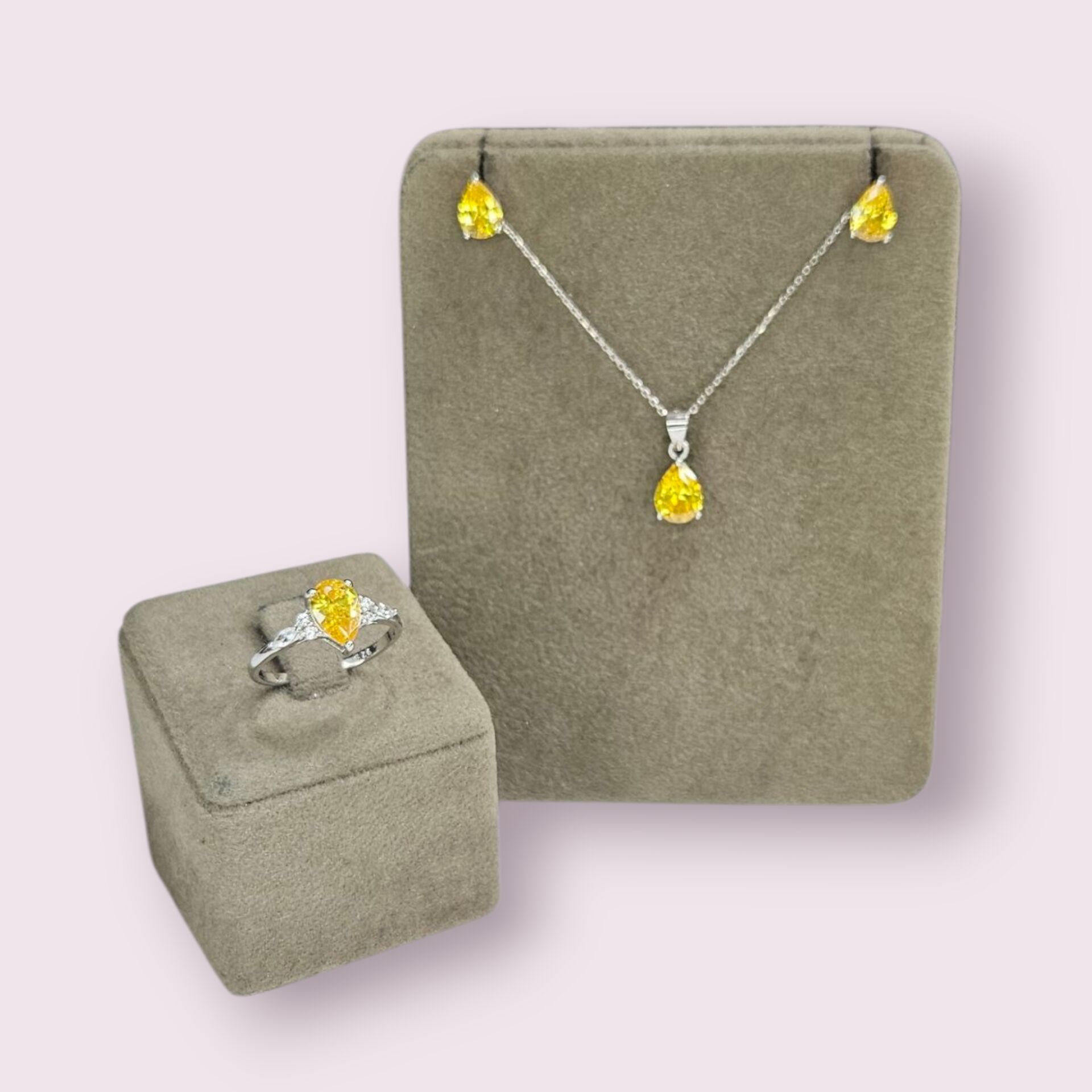 Sarı Renk Kristal Damla Model Gümüş Set