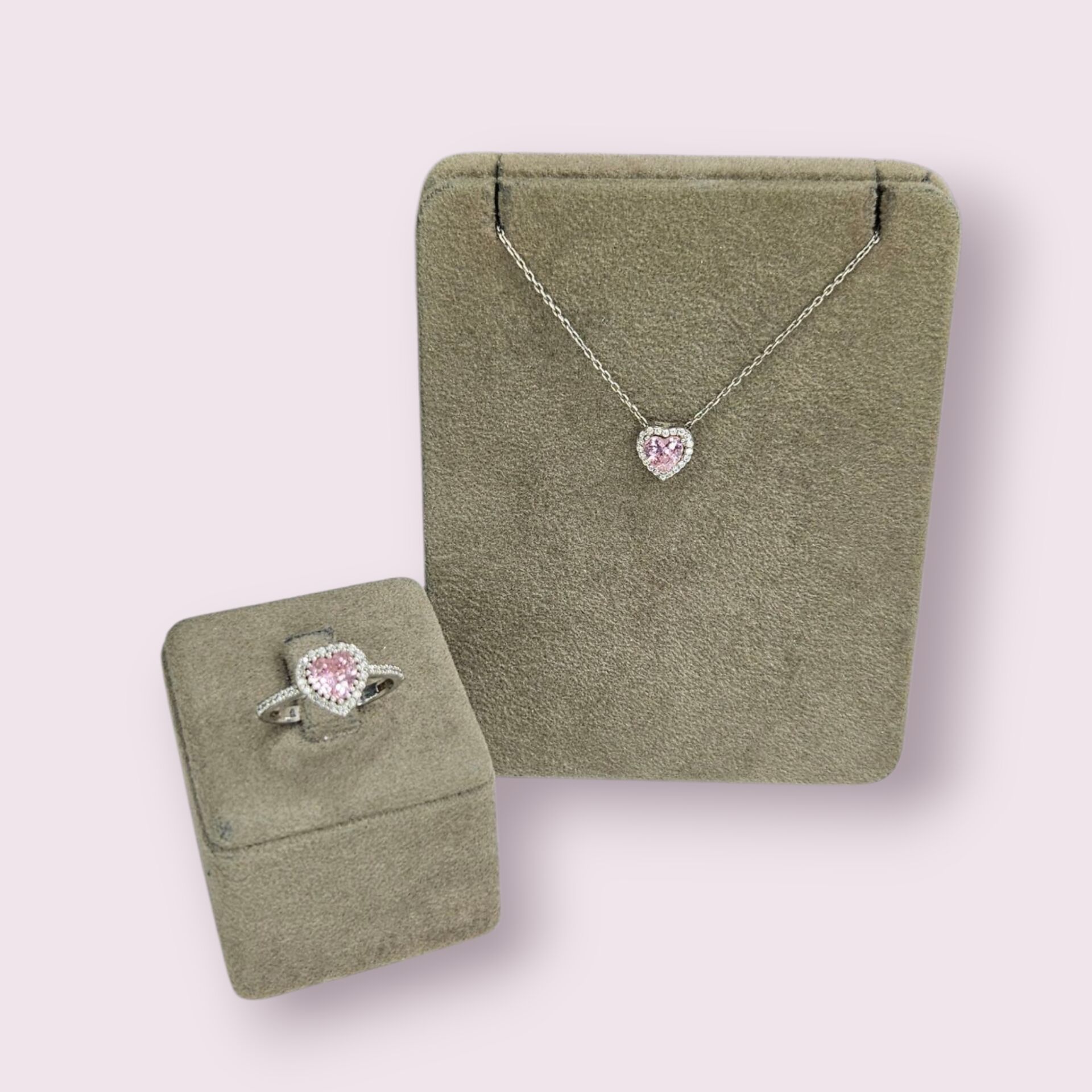 Pembe Taşlı Kalp Form Yüzük Ve Kolye Takım