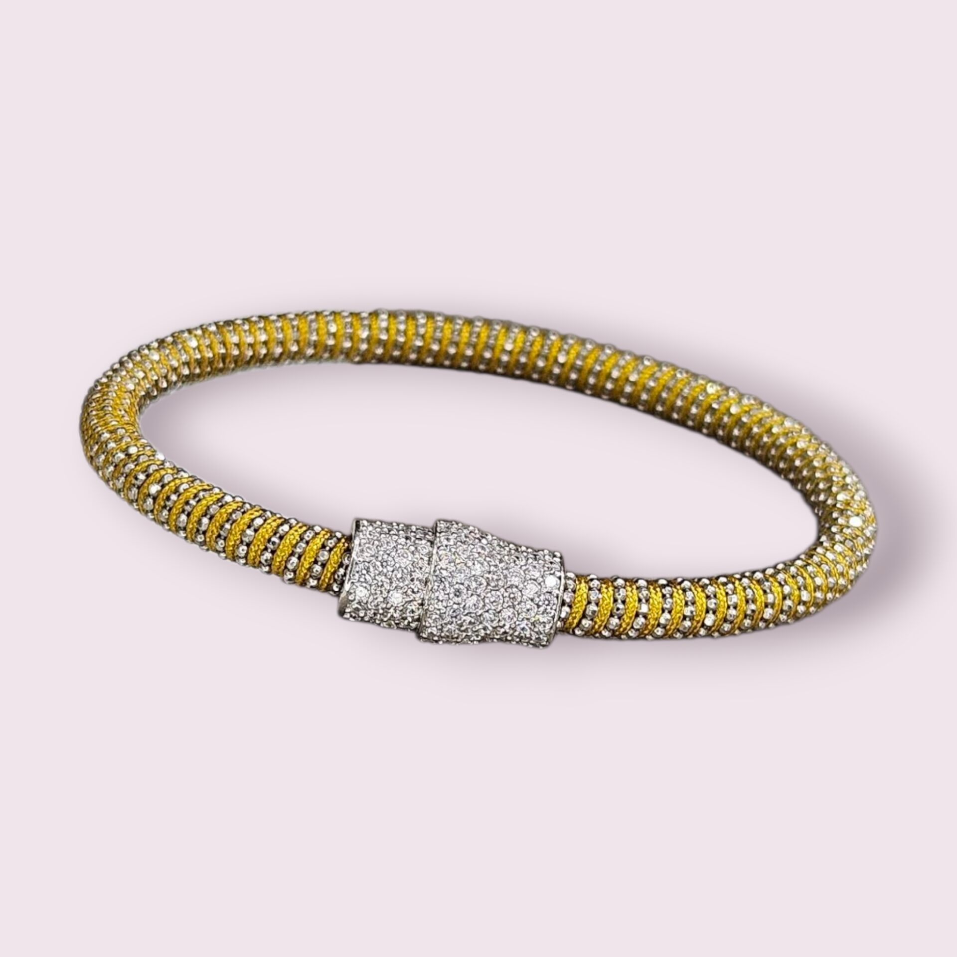 Sarı Renk Mıknatıslı Pırlanta Montür Zirkon Taş İp Bileklik