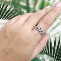 Taç şeklinde Taşlı Gümüş Yüzük