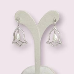 Lale Form Taşlı Gümüş Damla İnci Küpe