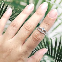 Zirkon Taşlı Gümüş Yüzük