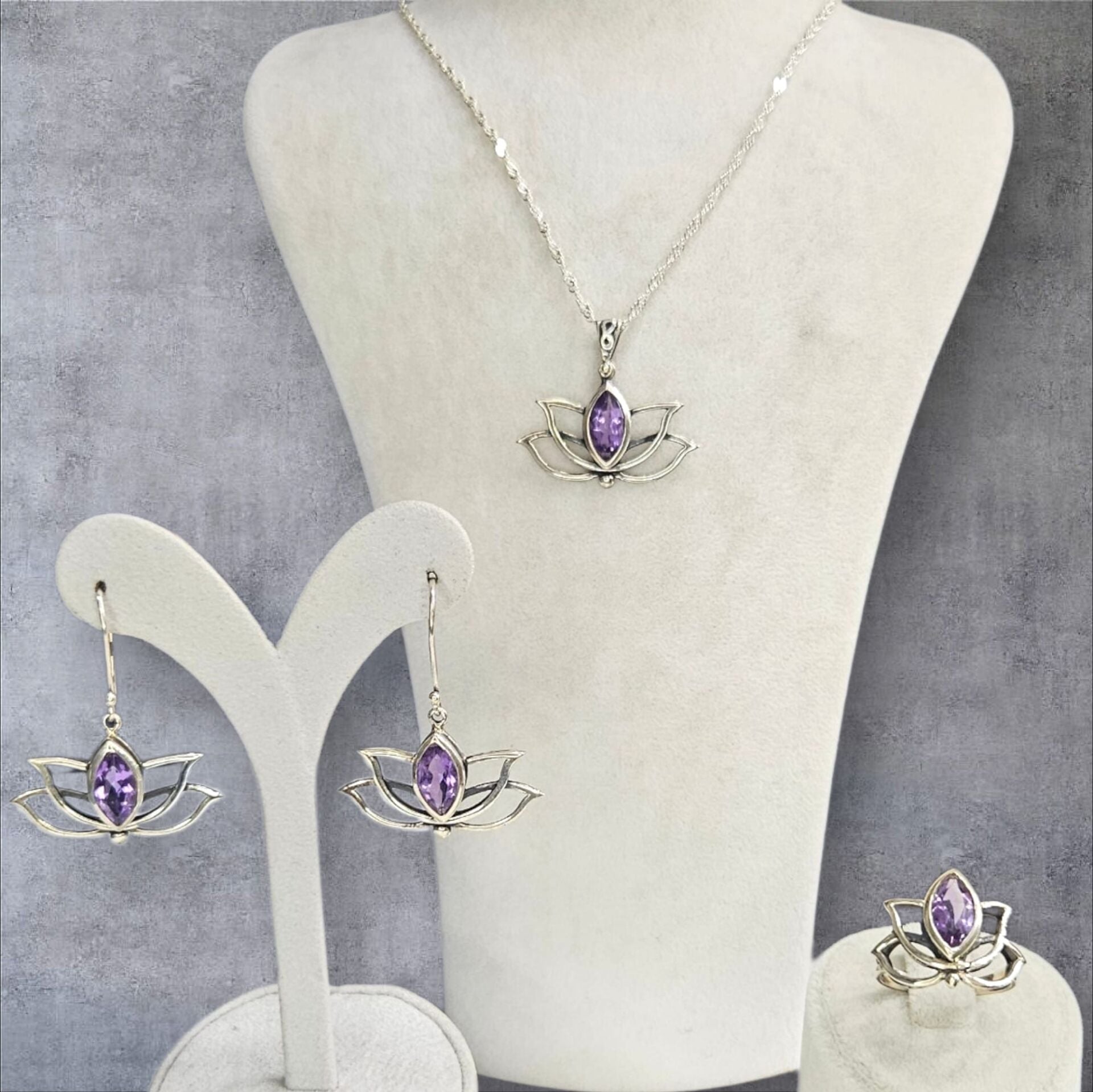 Ametist Renk Lotus Çiçeği Kolye Küpe Yüzük Gümüş Set