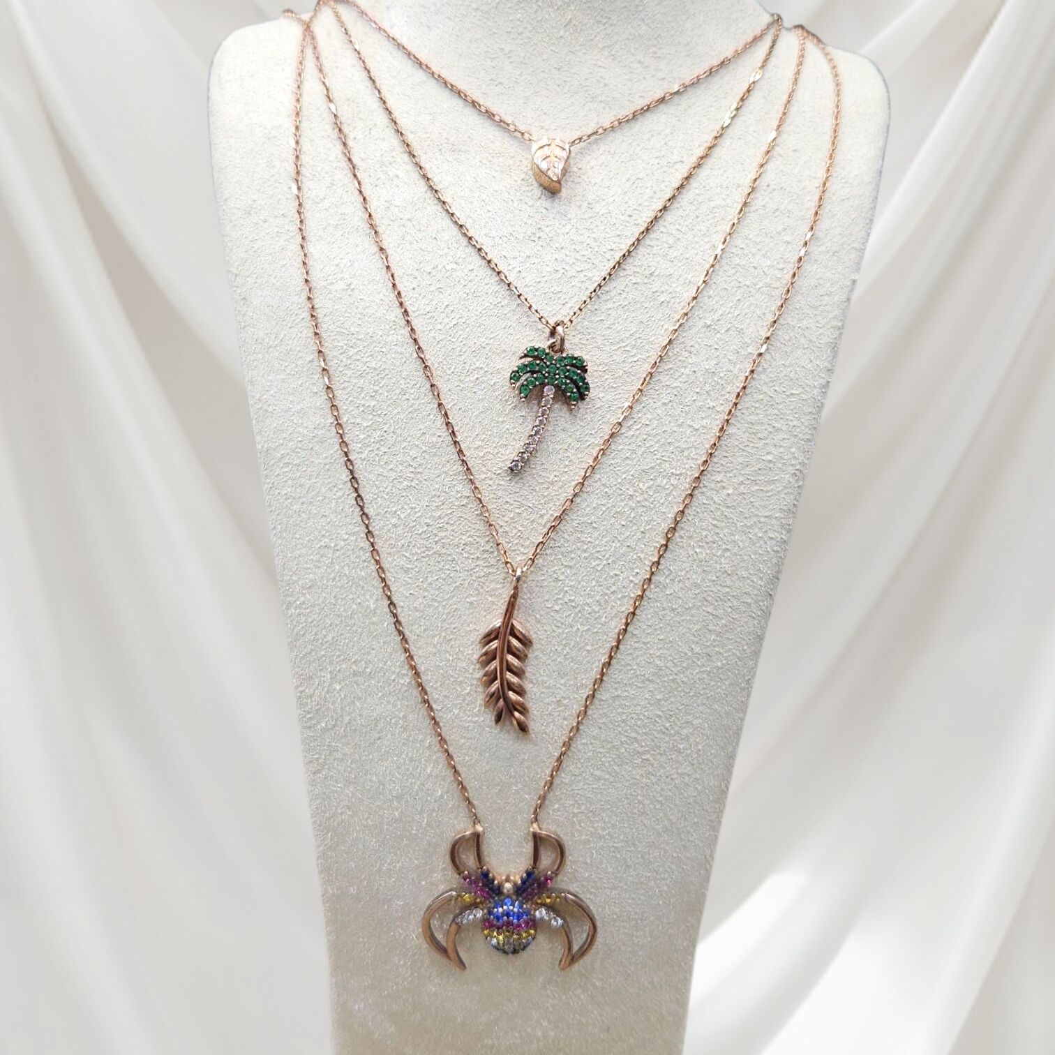 Rose Renkli Gümüş Kolyeler