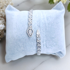 Taşlı Kelepçe Gümüş Bileklik