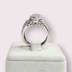 Pırlanta Montür Taşlı Gümüş Yüzük