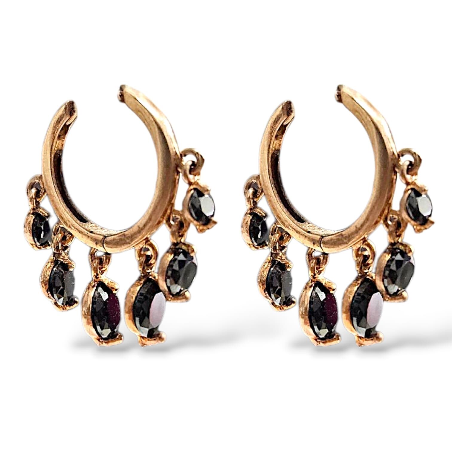 Siyah Sallantılı Taşlı Rose Küpe