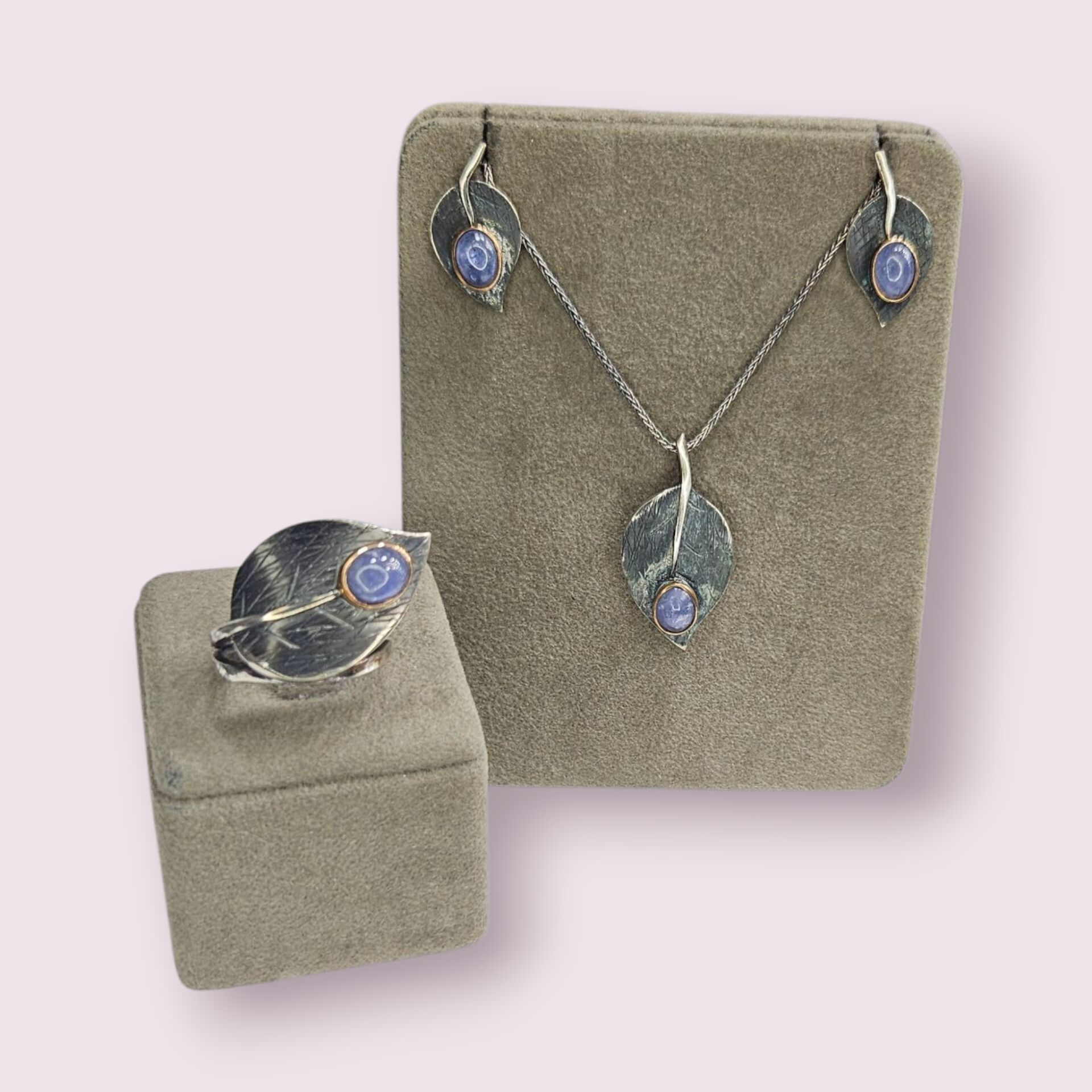 Kyanit Taşlı Yaprak Form Tasarım Gümüş Set