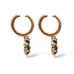 Siyah Taşlı Çiçek Model Rose Kaplama Gümüş Küpe