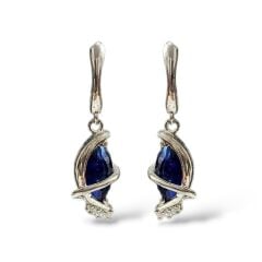 Safir Taşlı Farklı Form Küpe