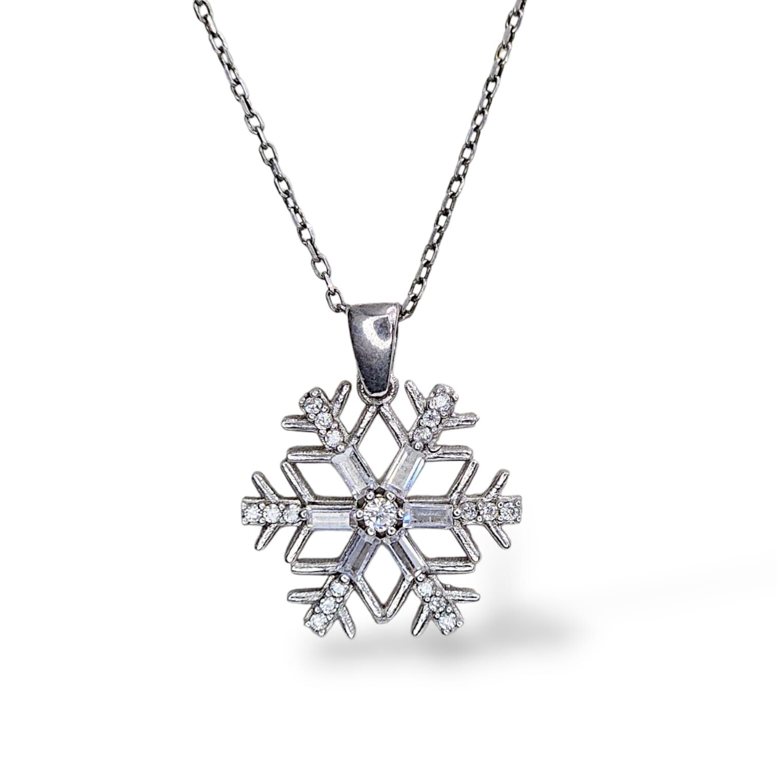 Kar tanesi Gümüş Kolye