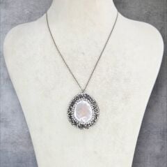 Taşlı Abiye Sedef Gümüş Kolye