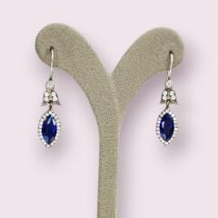 Safir Renk Sallantılı Gümüş Küpe