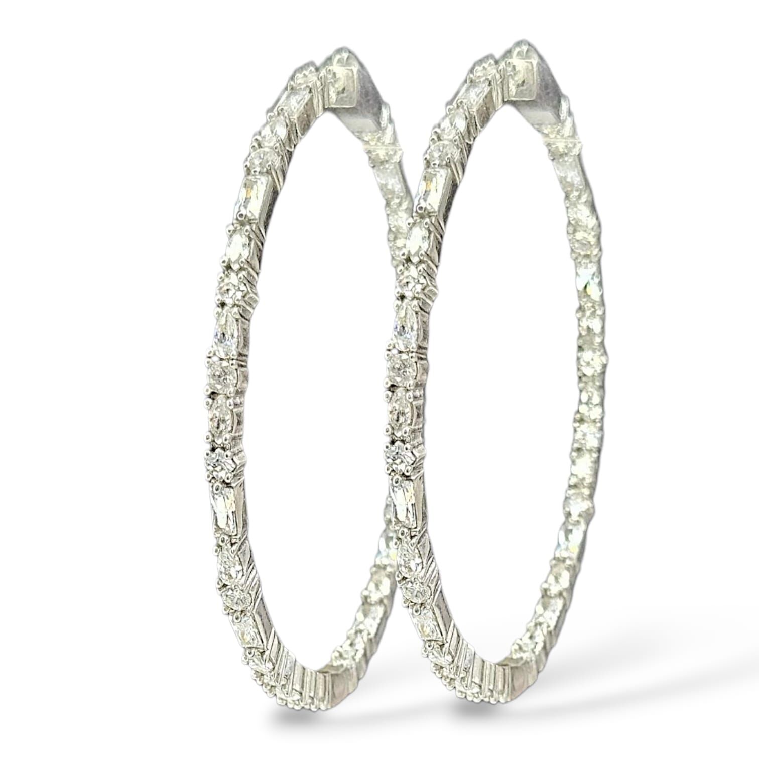 Çift Taraflı Taşlı Halka Küpe