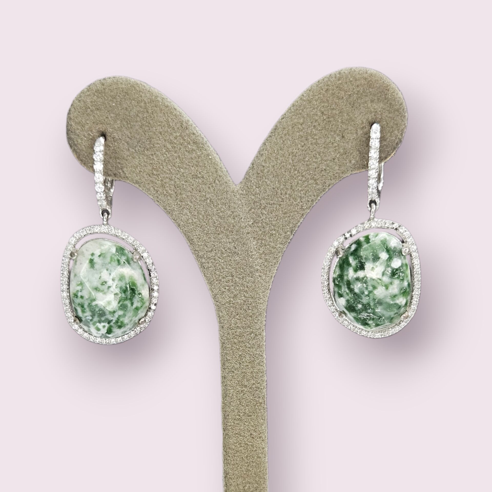 Serafinit Yeşil Taş Sallantılı Gümüş Küpe