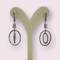 Siyah Rodajlı Taşlı İç İçe Sallantılı Gümüş Küpe