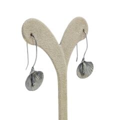 Metal görünümlü Gümüş Küpe