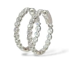 Yuvarlak Kesim Taşlı Gümüş Halka Küpe