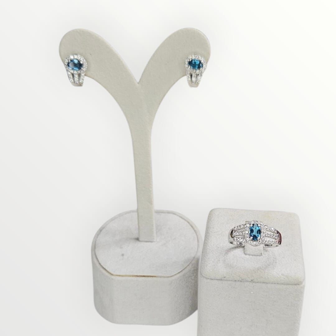 Blue Mavi Topaz Oval Form Kadın Şık Küpe Yüzük Gümüş Takım