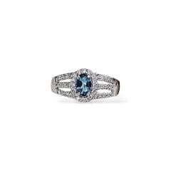 Blue Mavi Topaz Oval Form Kadın Şık Küpe Yüzük Gümüş Takım