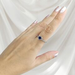 Safir Renk Mini Kalp Model Zirkon Taşlı Gümüş Yüzük - 20 No