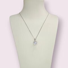 Kare Form Tektaş Gümüş Kolye