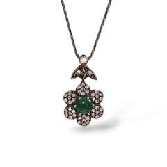 Elmas Model Çiçek Form Zümrüt Taş Gümüş Set