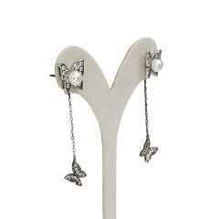 Kelebek Figürlü İnci Detay Sallantılı Gümüş Küpe