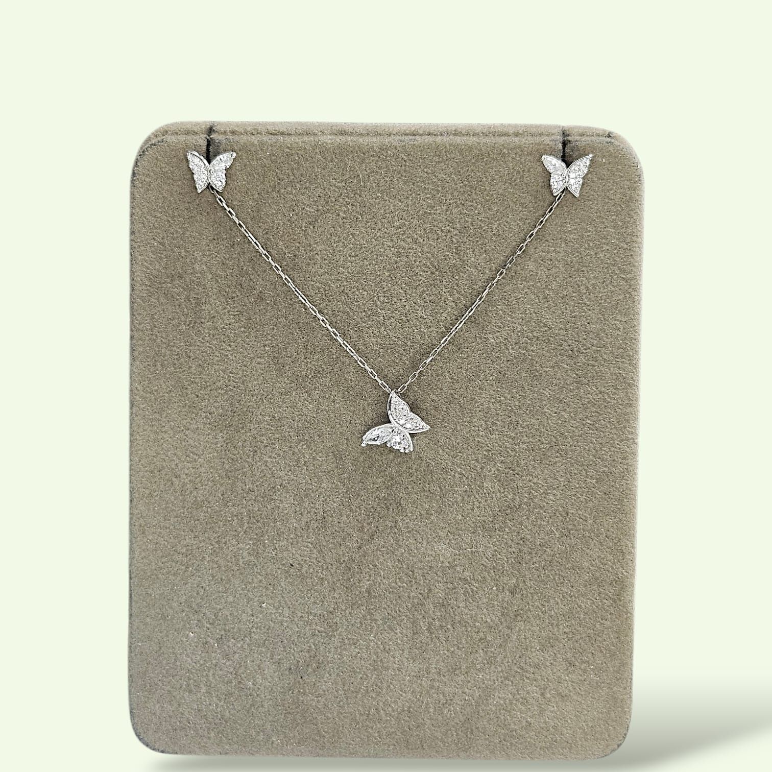 Kelebek Model Pırlanta Montürlü Gümüş Kolye Küpe Takım