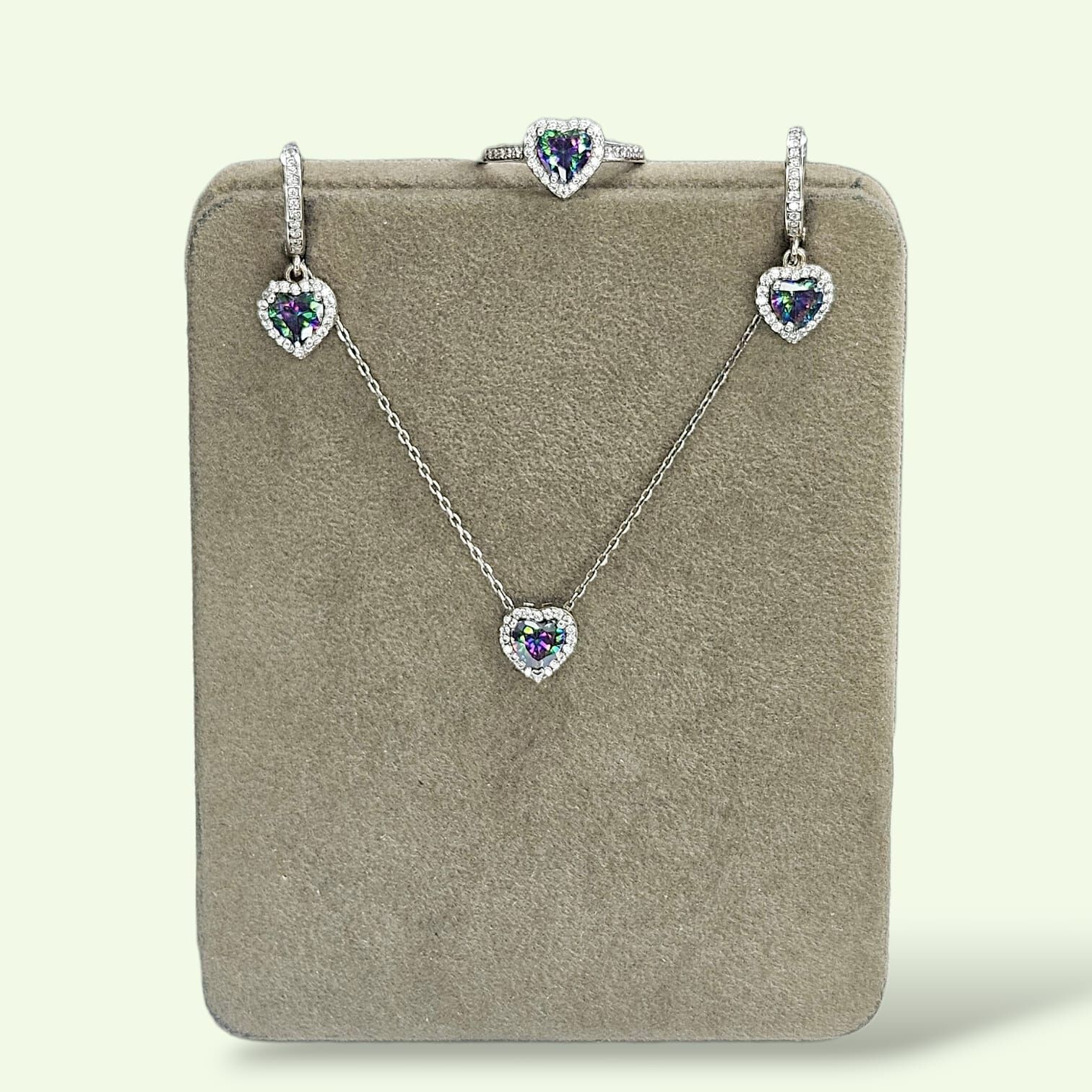 Mistik Topaz Kalpli Pırlanta Montür Gümüş Kolye Küpe Yüzük Set