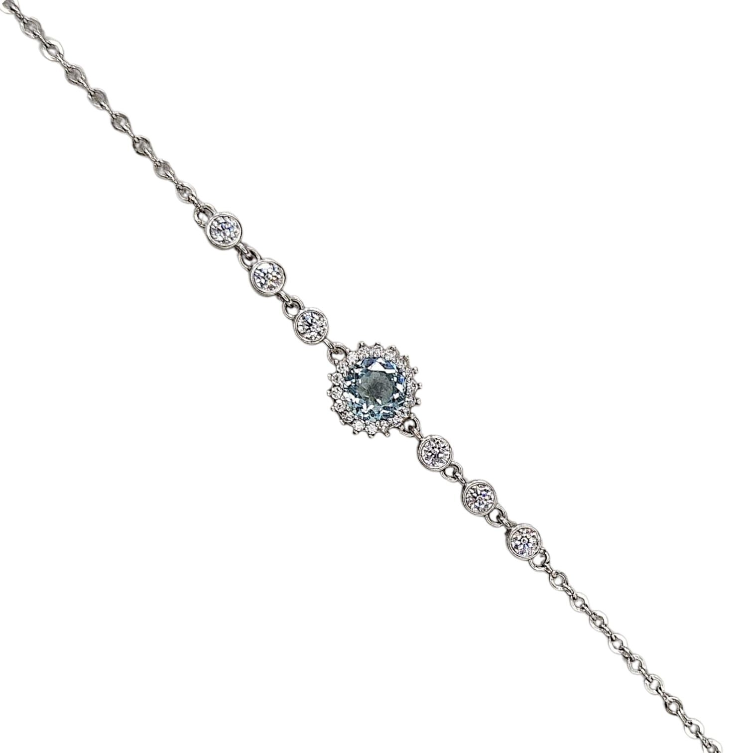 Aquamarin Renk Taşlı Gümüş Bileklik