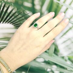 Baget Kesim Yan Taş Zirkon Zümrüt Yeşili Gümüş Yüzük