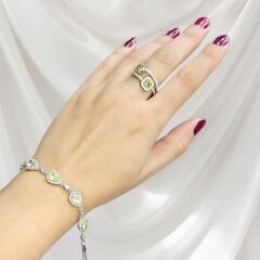 Peridot Taşlı Damla Form Gümüş Bileklik