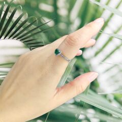 Kalp Model Yan Taş Zirkon Zümrüt Yeşili Gümüş Yüzük - 15 no